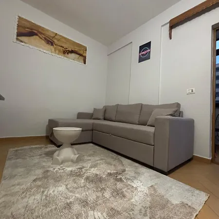 E2 Vibe Durrës